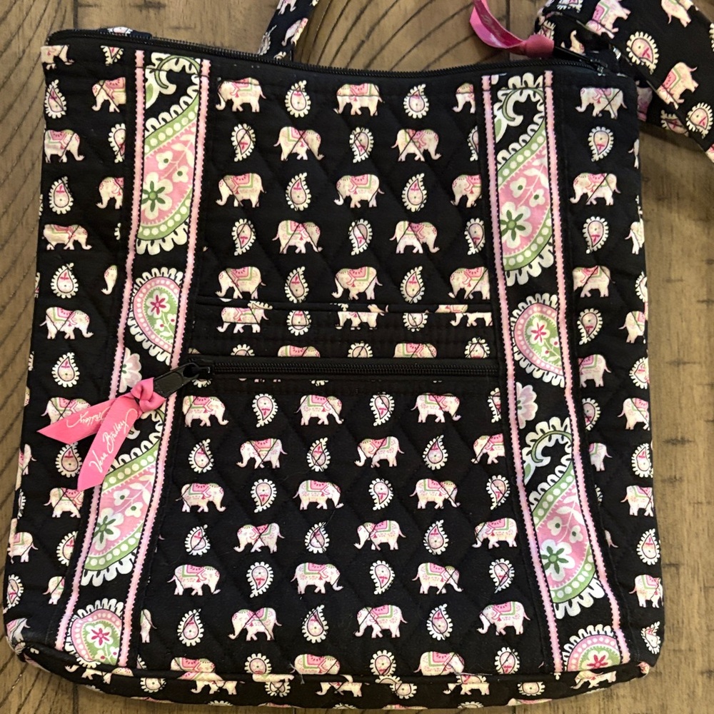 Vera Bradley Black and Pink Elephant Crossbody Bag - Picture 3 of 6